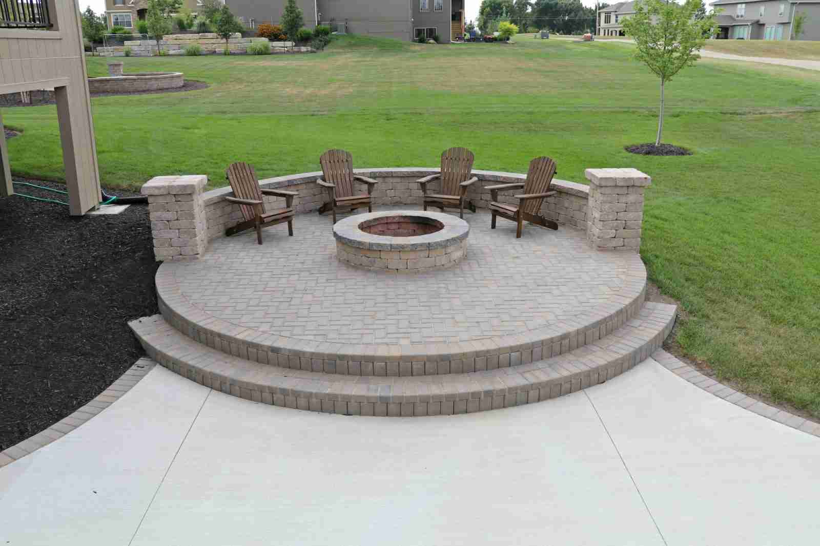 seating wall with high rise patio