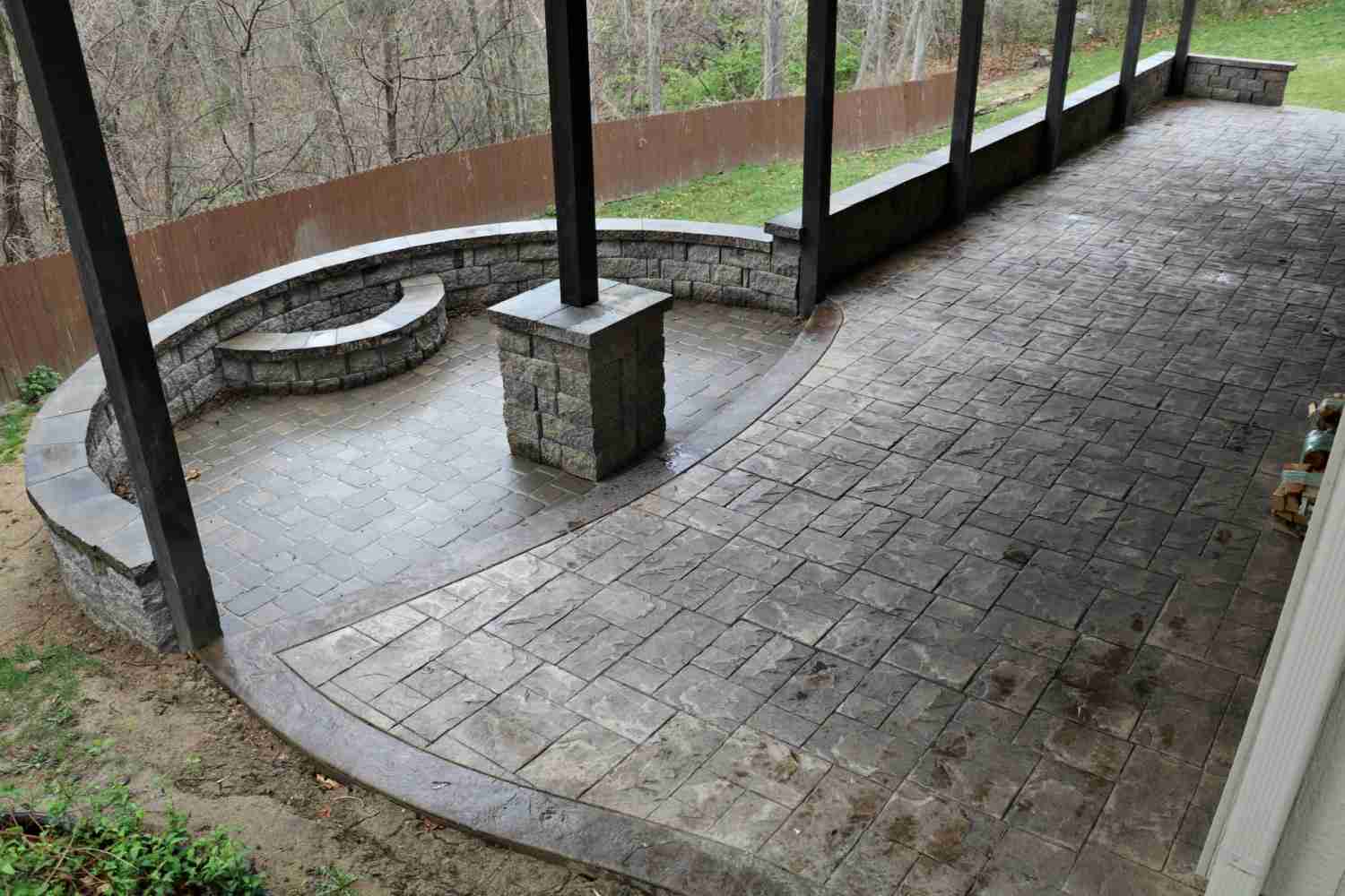 stamped concrete and pavers patio