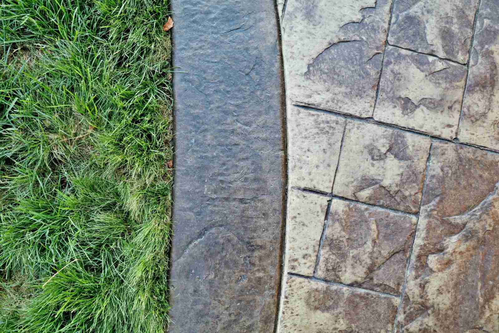 pavers edge