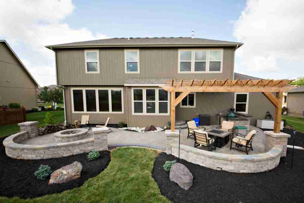 Outdoor Retreat In Lee's Summit