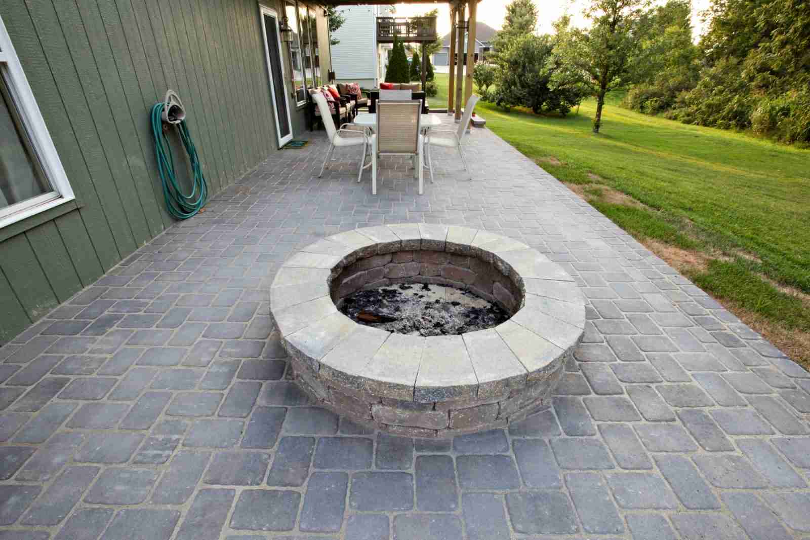 wood-burning fire pit