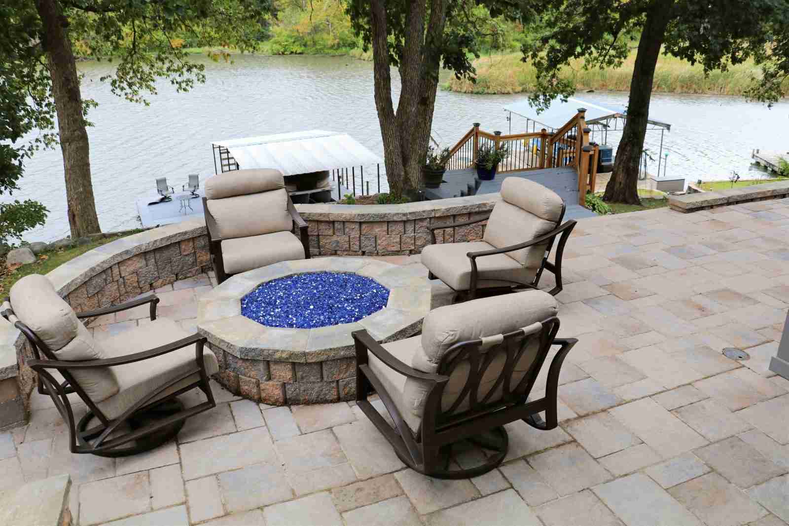 Schular Patio