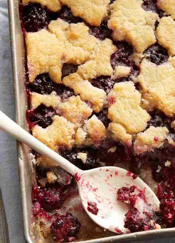 Old Fashion Blackberry Cobbler