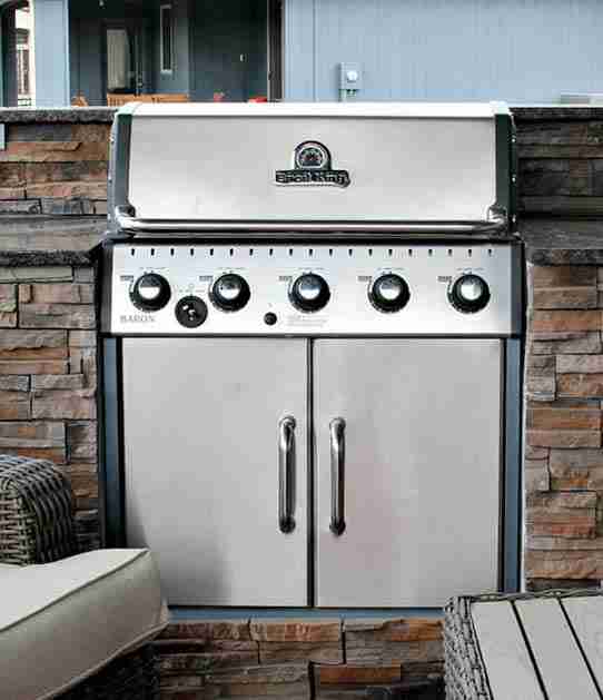 Benefits of Installing an Outdoor Kitchen 4