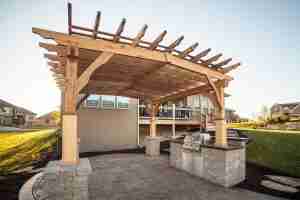 outdoor kitchen