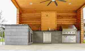 outdoor kitchen