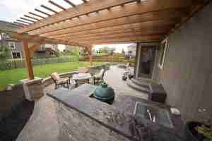 outdoor kitchen