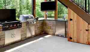 outdoor kitchen