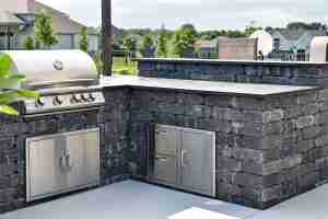 outdoor kitchen