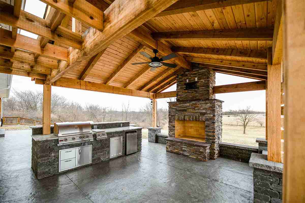 Fireplace Feature