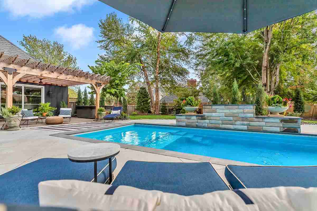 What Gunite Brings to Leawood Image